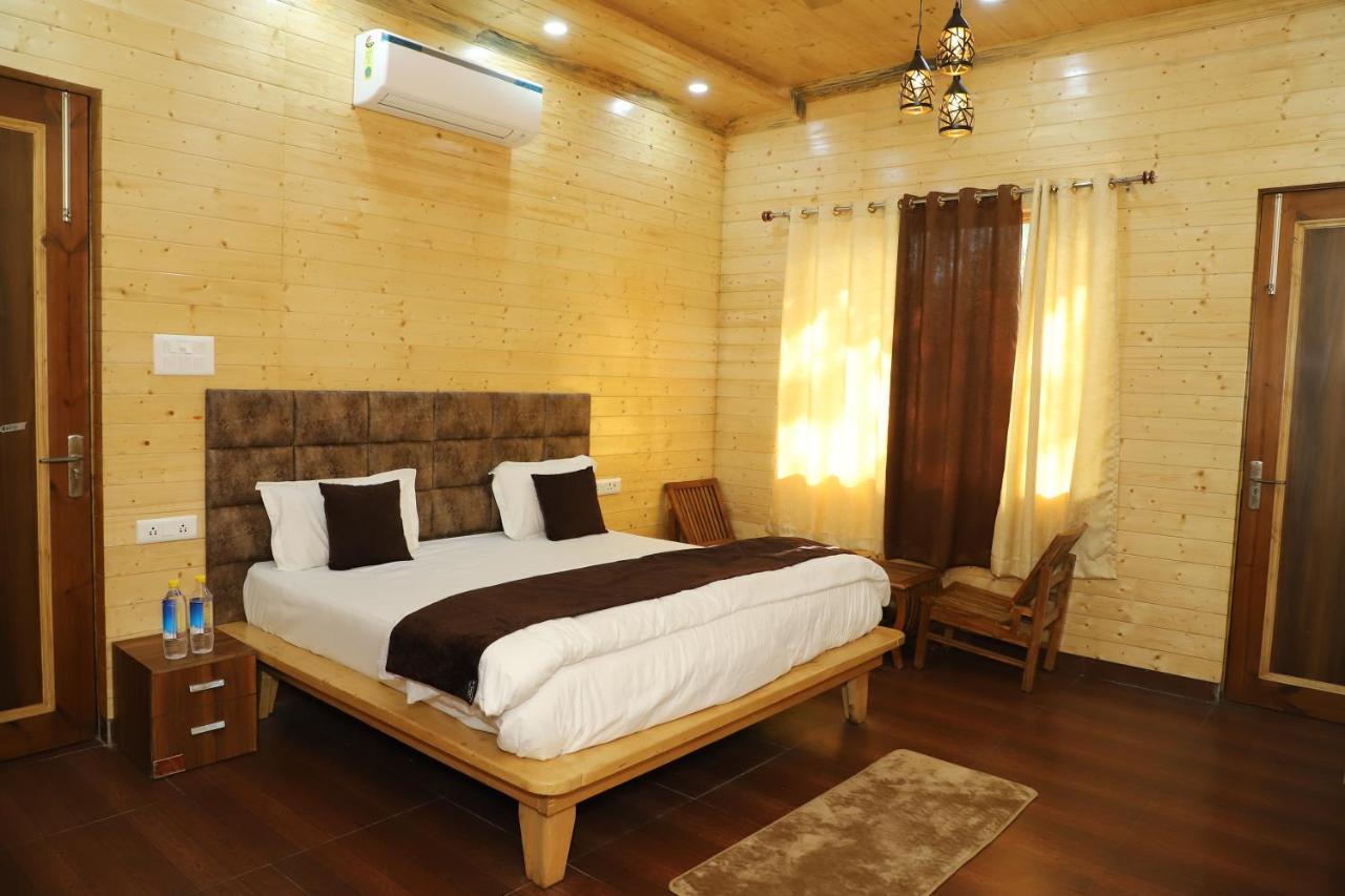 Suryoday Resort Lansdowne Eksteriør billede